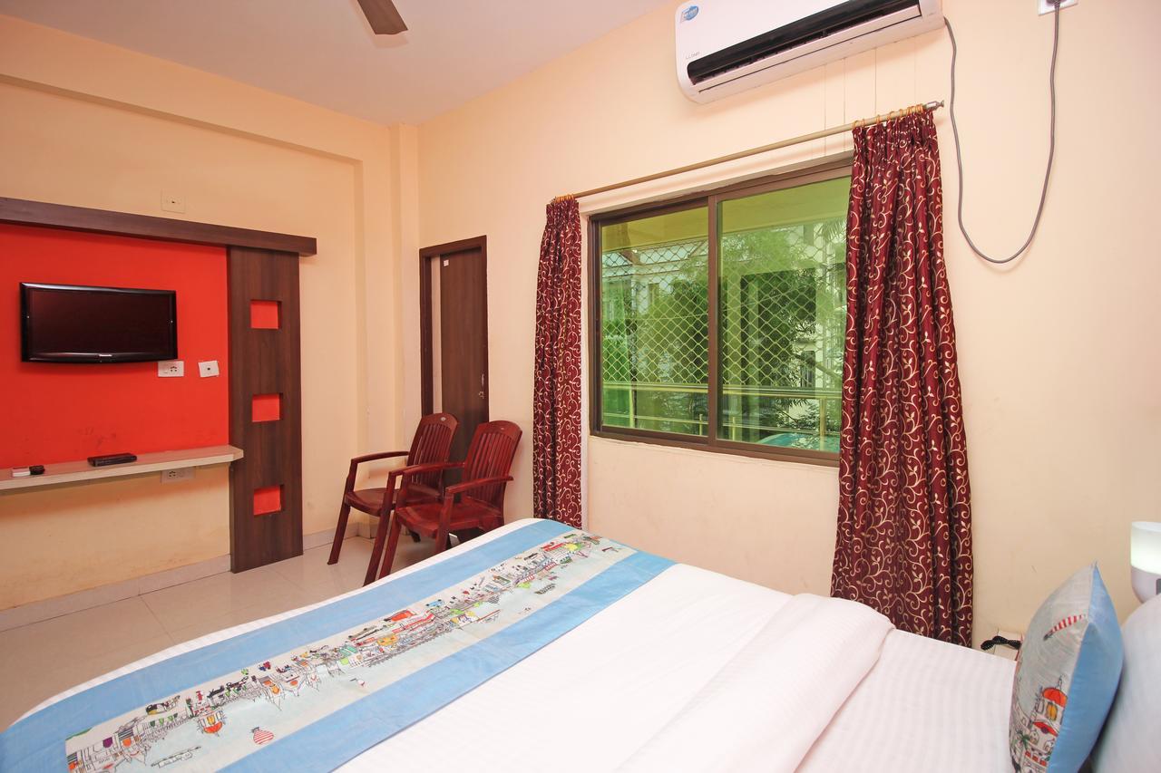 Oyo 7680 Park Lagoon Hotel Puri Exterior foto