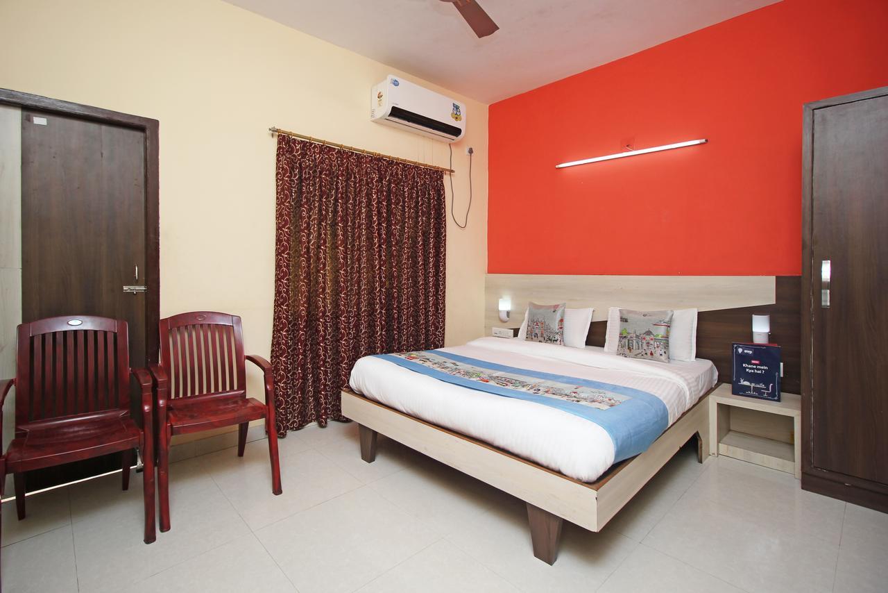 Oyo 7680 Park Lagoon Hotel Puri Exterior foto